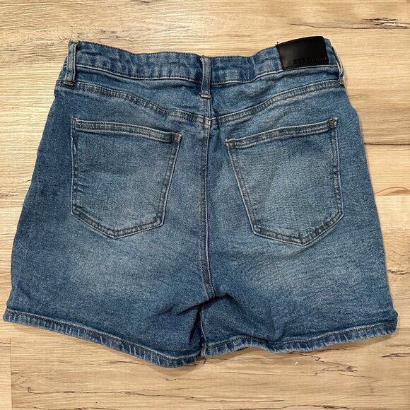 Denim Boyfriend Shorts Size 29 - Picture 2 of 3